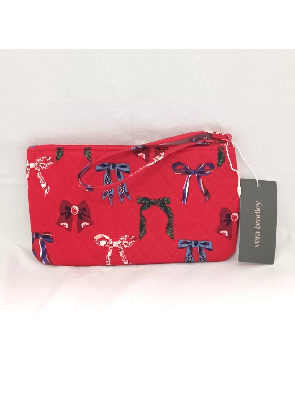 Vera Bradley NWT Red Quilted Bow Mosaic Zip Wristlet Recycled Cotton Wallet